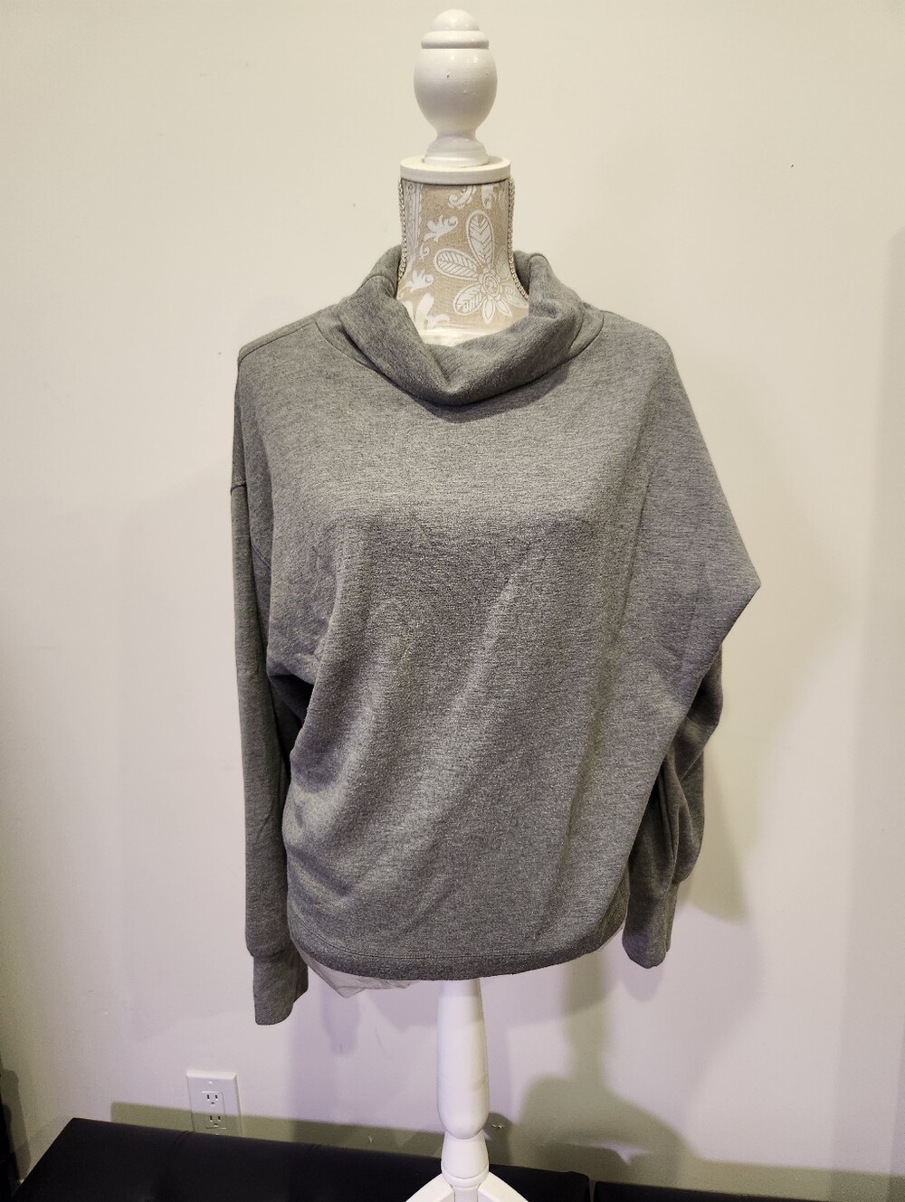Truth Heather Gray Turtleneck Pullover